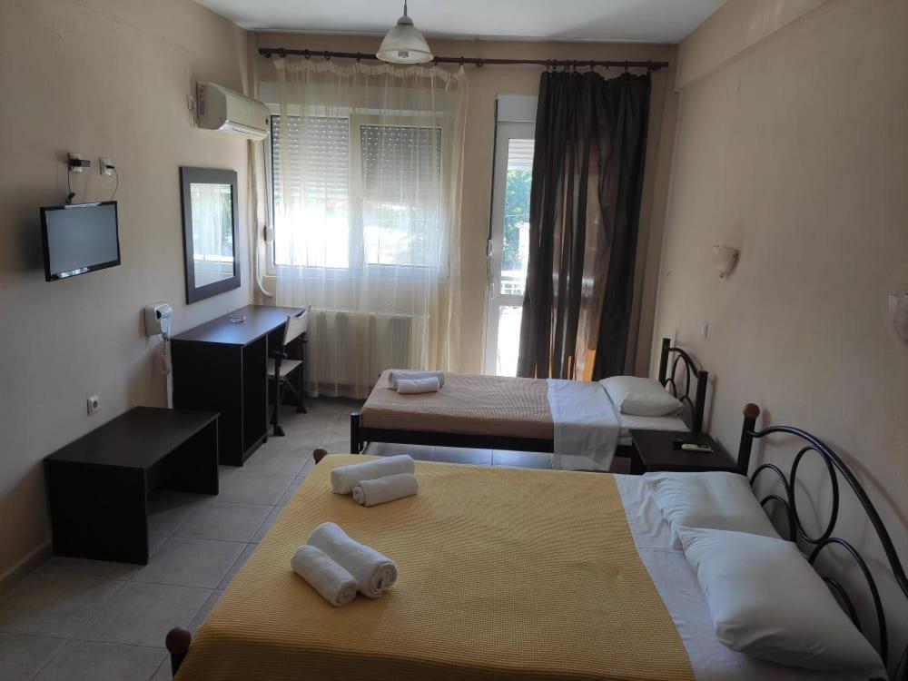 Estia Aparthotel Orestiada Exteriör bild