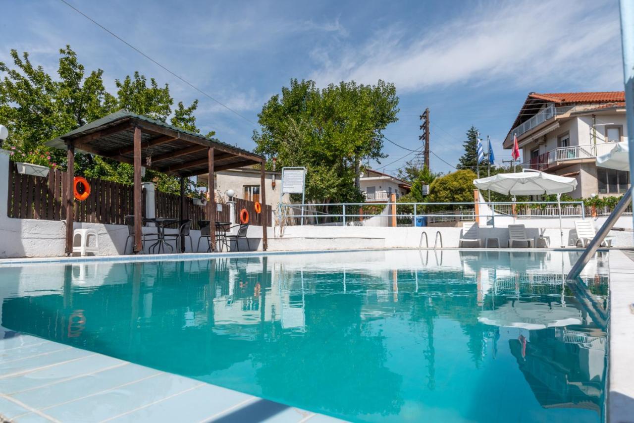 Estia Aparthotel Orestiada Exteriör bild